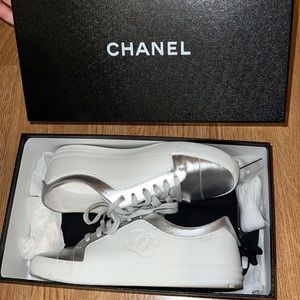 Beautiful Chanel CC  Tennis shoes size 8.5